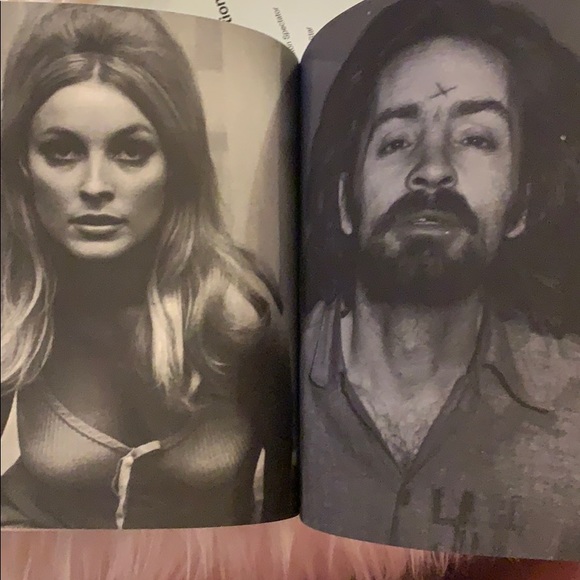 SALE!!! Douglas Coupland set of 2 books - Picture 2 of 6